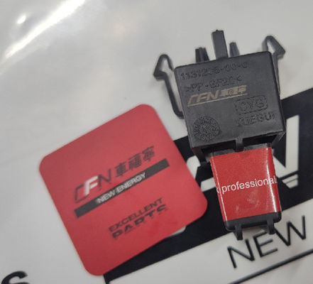 Rustproof Tesla Automotive Spare Parts Rear Luggage Buckle 1131205-00-C