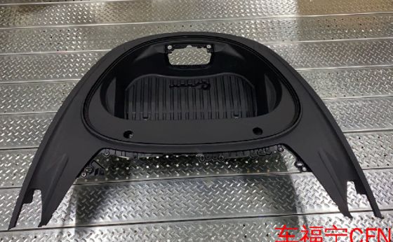 Tesla Model 3 2021 Frunk Assembly 1645350-00-A Black Plastic Cover
