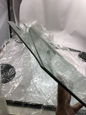 MOVING SIDE GLASS - FRONT DOOR - LEFT HAND - ASSYMETRIC LAMINATED  FOR MY -2024 1582616-01-A